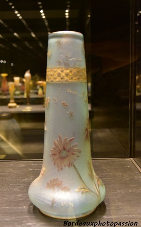 Vase Bouquet de marguerites 1905.