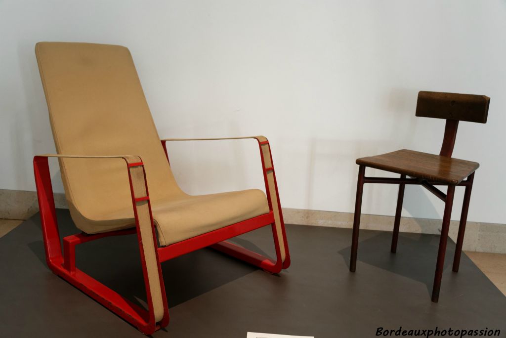 Fauteuil "Cité" 1930-1932; ce fauteuil deviendra emblématique. Son aspect moderne fait qu'il est  encore apprécié et réédité de nos jours.