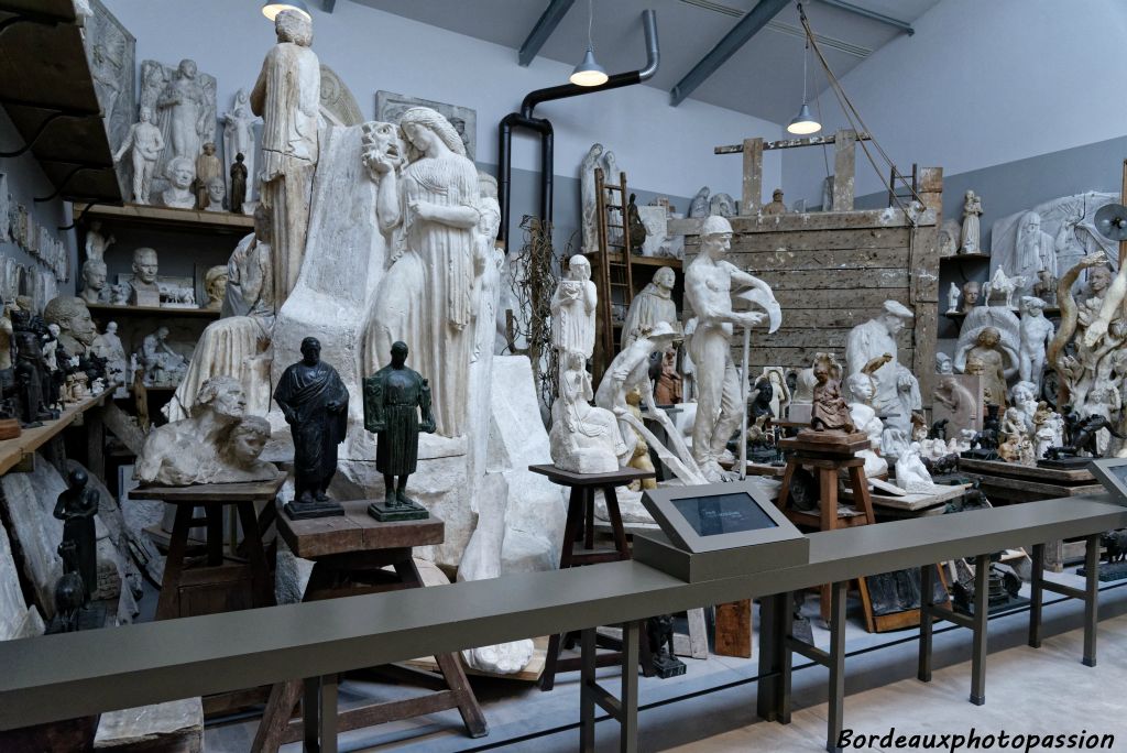 L'atelier préservé du sculpteur dans le 16e arrondissement de Paris est  transféré à La Piscine de Roubaix en 2018. 