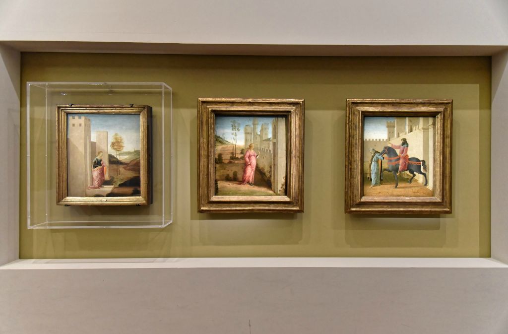Cycle de panneaux pour coffre (cassone en italien) de Botticelli et de Filippino Lippi, le fils de son ancien maître.