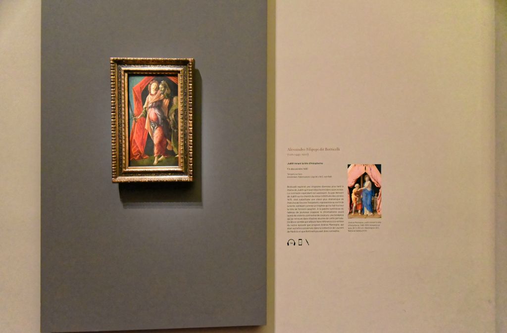 À la fin des années 1480, le pouvoir des Médicis a été ébranlé par les sermons du moine Savonarole. La peinture de Botticelli pourrait en  avoir été influencée.