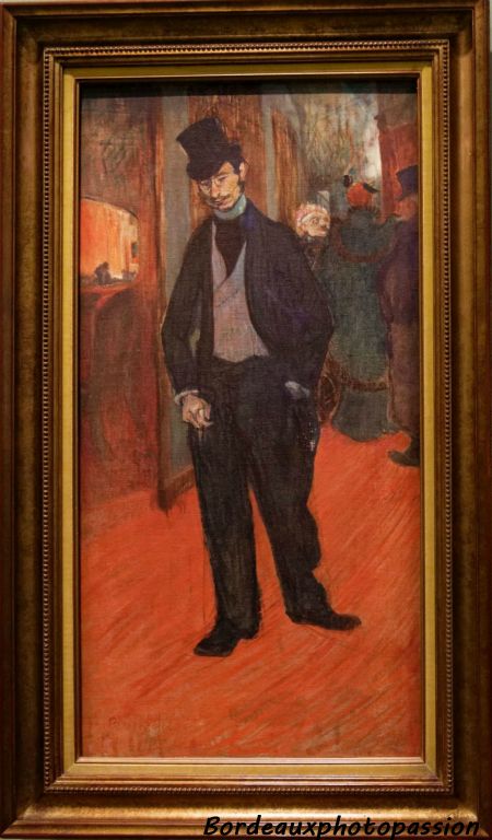 Le docteur Tapié de Céleyran, cousin de Toulouse-Lautrec, dans un couloir de la Comédie-Française 1894