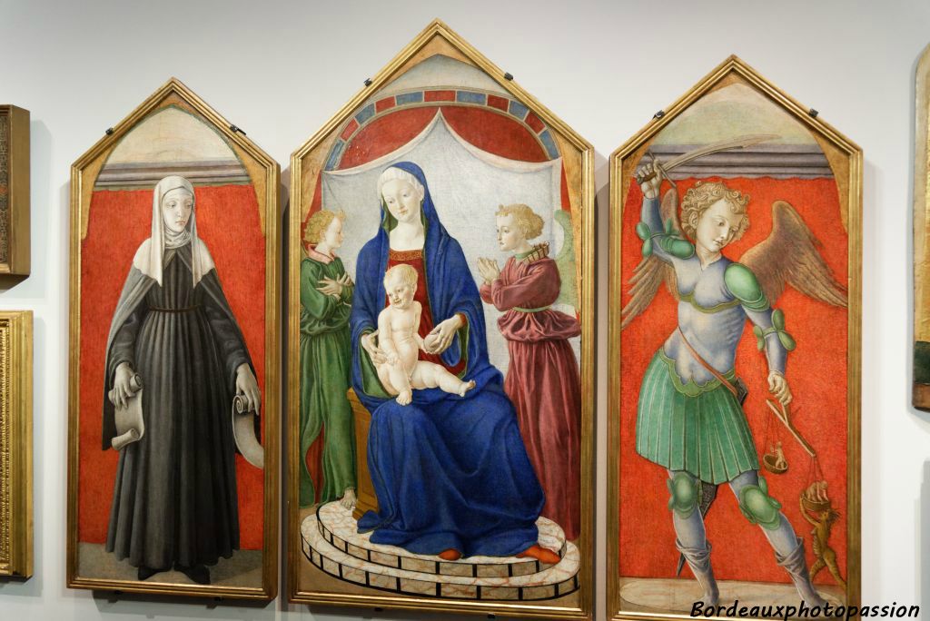 Maître de Pratovecchio Retable Vierge à l'Enfant en Majesté avec deux anges, sainte Brigitte de Suède et saint Michel archange vers 1450