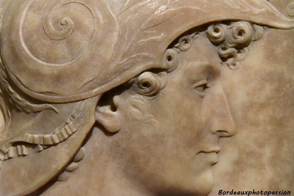 Andrea del Verrochio (?) Publius Cornelius Scipion marbre vers 1464-1469 Verrochio preésente le profil du général romain vainqueur d'Hannibal.