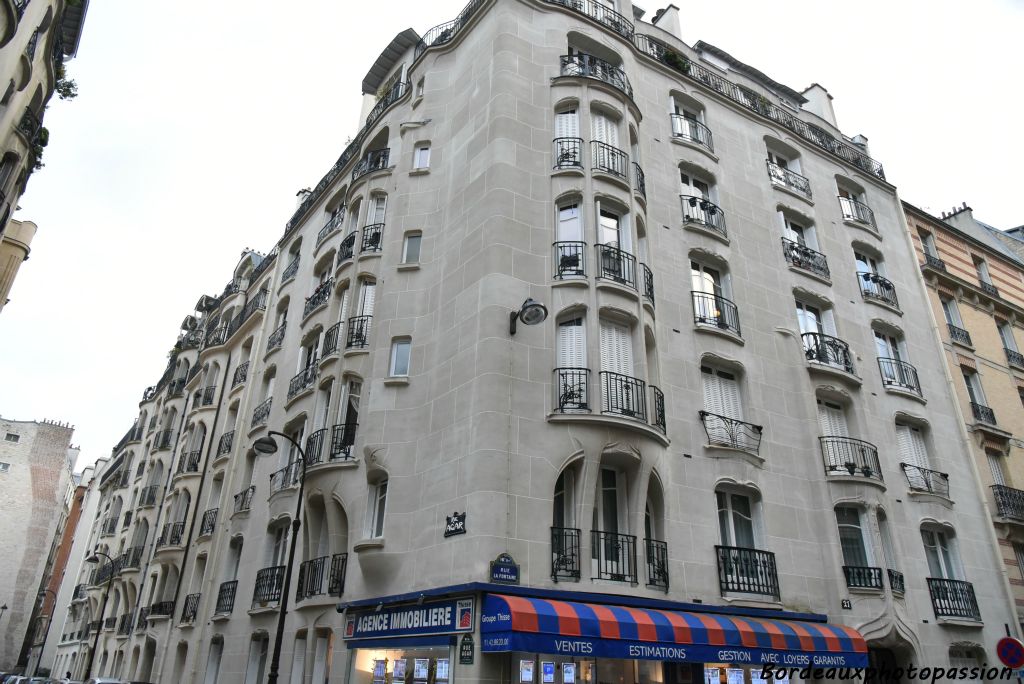 Un des deux immeubles Art Nouveau de la rue Agar, où Hector Guimard avait un projet de 13 bâtiments.